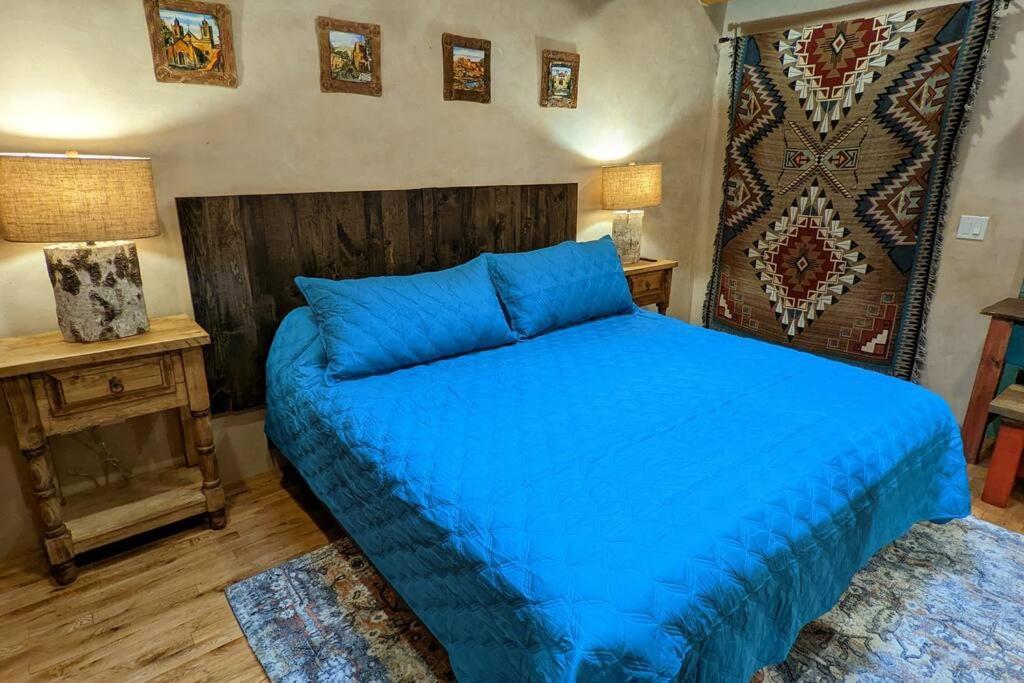 Magical Santa Fe Stay, Minutes From Town Square, Sleeps 4, Includes Free Parking And Outdoor Hot Tub! Екстер'єр фото