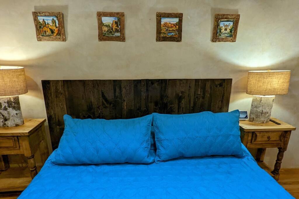 Magical Santa Fe Stay, Minutes From Town Square, Sleeps 4, Includes Free Parking And Outdoor Hot Tub! Екстер'єр фото