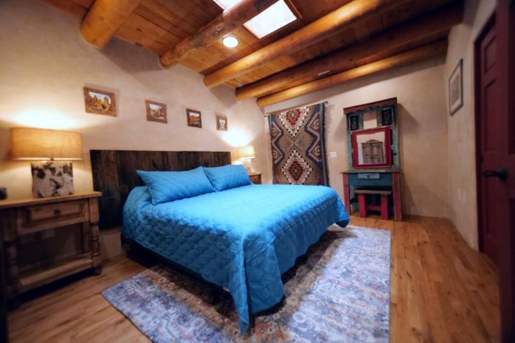 Magical Santa Fe Stay, Minutes From Town Square, Sleeps 4, Includes Free Parking And Outdoor Hot Tub! Екстер'єр фото