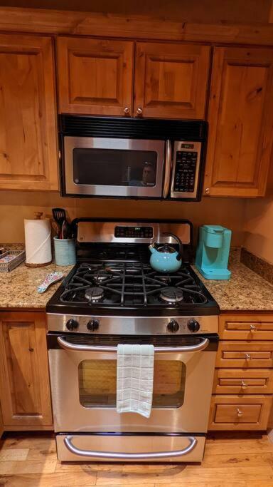 Magical Santa Fe Stay, Minutes From Town Square, Sleeps 4, Includes Free Parking And Outdoor Hot Tub! Екстер'єр фото