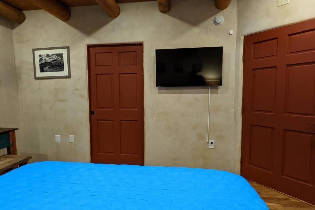 Magical Santa Fe Stay, Minutes From Town Square, Sleeps 4, Includes Free Parking And Outdoor Hot Tub! Екстер'єр фото