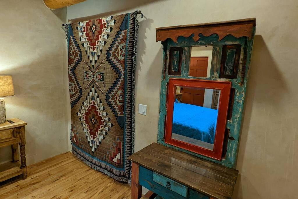 Magical Santa Fe Stay, Minutes From Town Square, Sleeps 4, Includes Free Parking And Outdoor Hot Tub! Екстер'єр фото